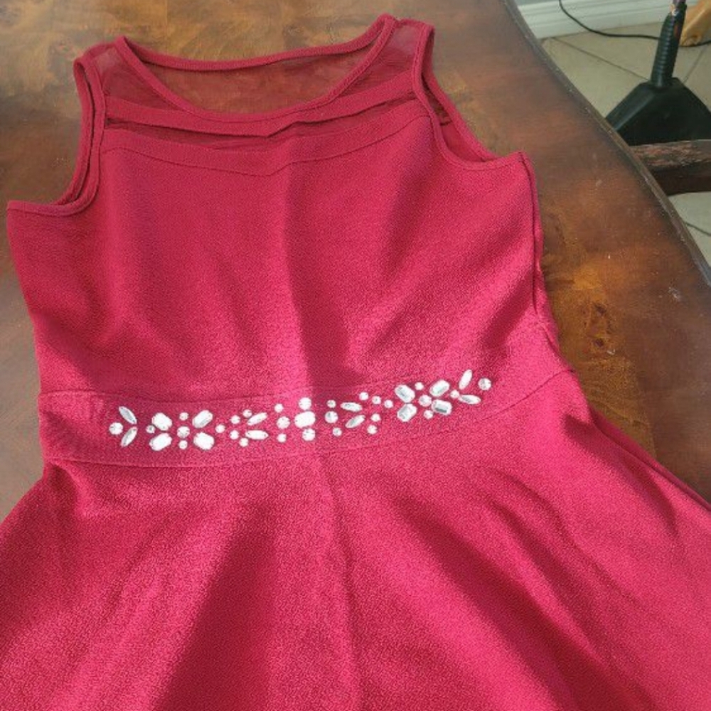 Vestido de niña color rojo